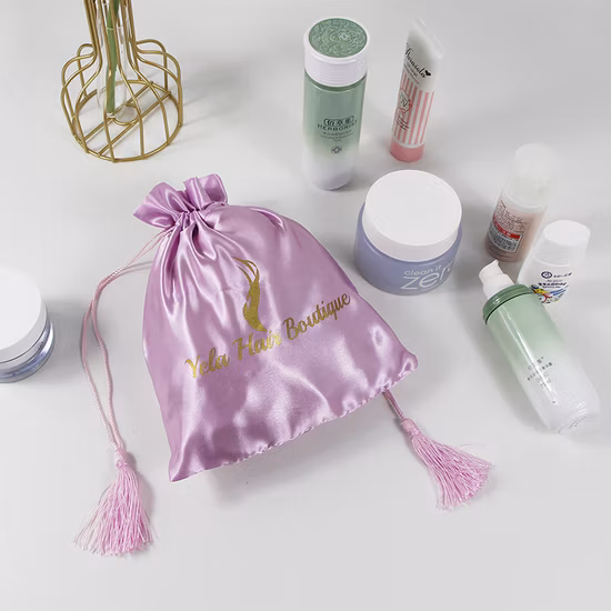 Vente en gros perruque sacs en satin avec logo personnalisé luxe femmes cheveux en soie gros sacs à cordon noir pour faisceau de cheveux