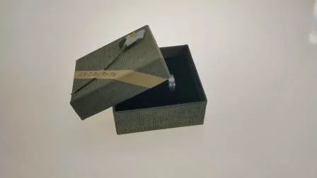 Boîte-cadeau personnalisée d'emballage de bijoux en carton de base et de couvercle